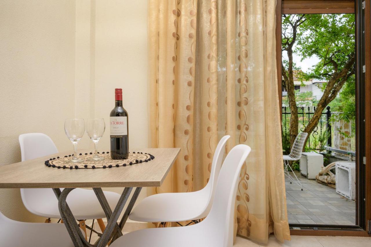 Zeyia Apartment Ierissos Bagian luar foto